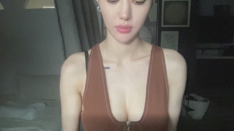 Skinny_Asian_Amanda's Streamate show and profile