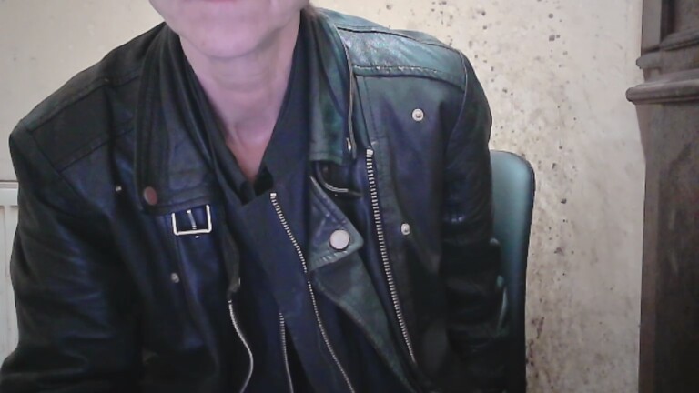 yougeny's Streamate show and profile