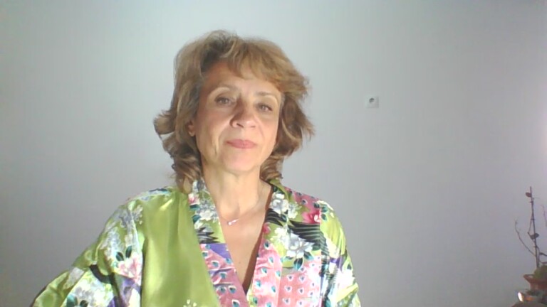 SimplyEnchanting's Streamate show and profile