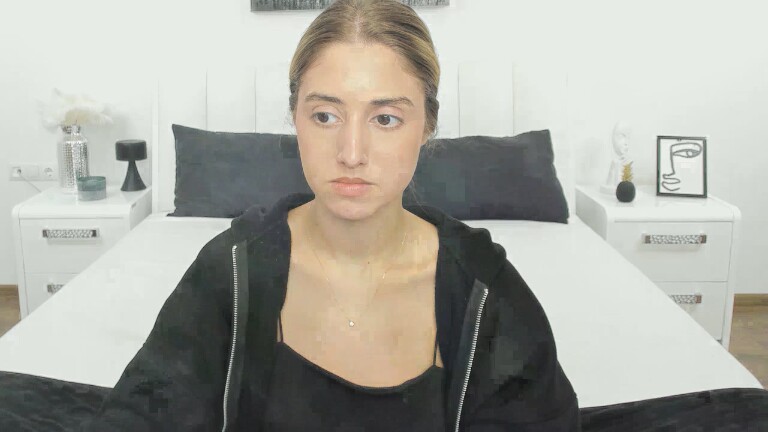 ChloeMatis's Streamate show and profile