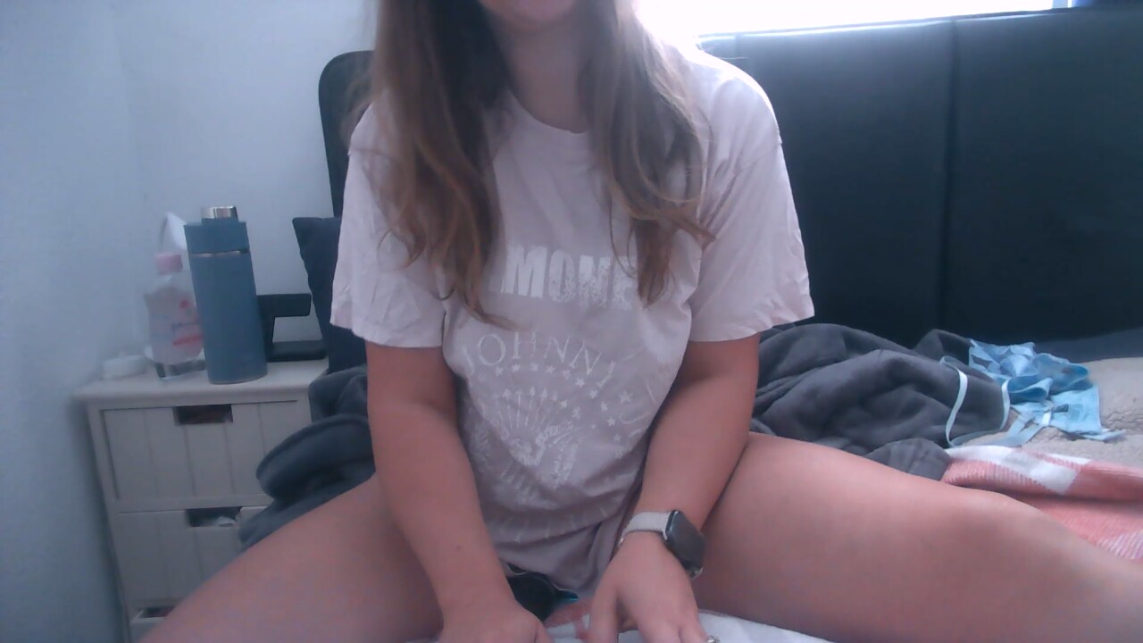 CurvyHannahXX