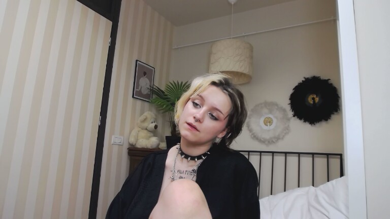 HALSEYx's Streamate show and profile
