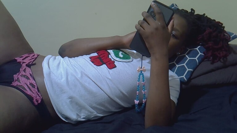 Missjade25's Streamate show and profile